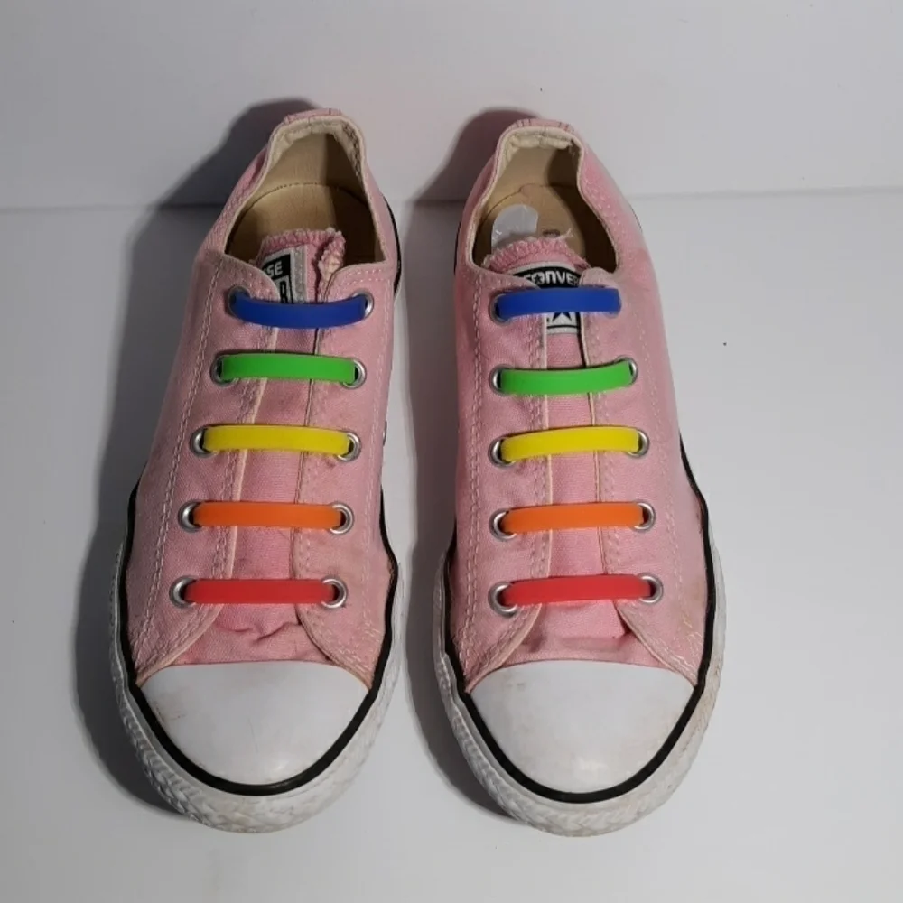 Girls pink Converse All Star low tops